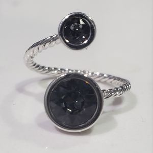 Touchstone crystal size 7 curled up ring
